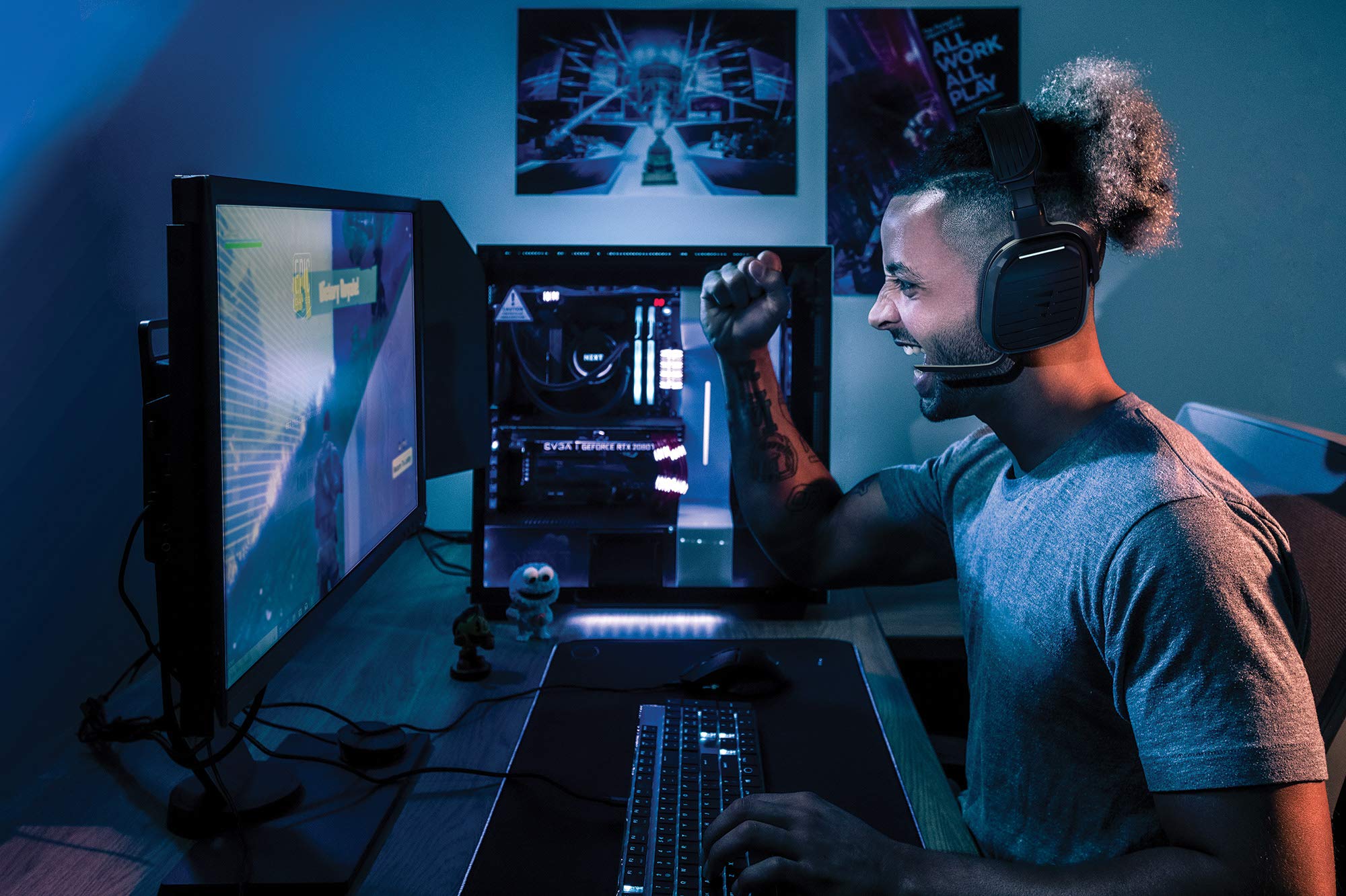 VoltEdge TX70 - Auriculares Inalámbricos para PS4 y PC con Sonido Envolvente, Micrófono Flip-to-Mute y Almohadillas Cómodas VoltEdge TX70 - Auriculares Inalámbricos para PS4 y PC con Sonido Envolvente, Micrófono Flip-to-Mute y Almohadillas Cómodas